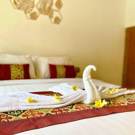 Narafa'S Guest House Jasri 외부 사진